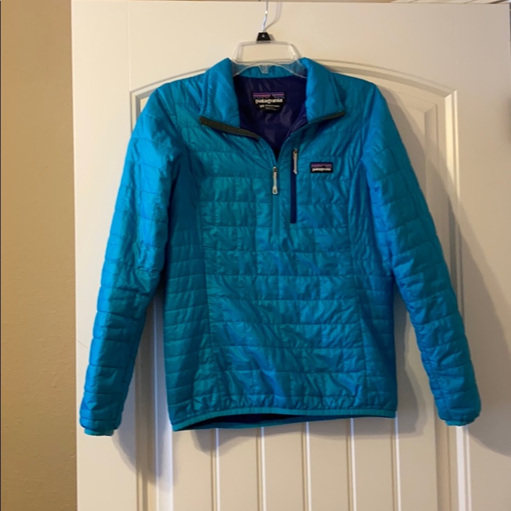 Pullover slick jacket